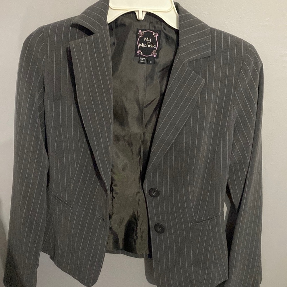 blazer, gray with white stripes, and size small